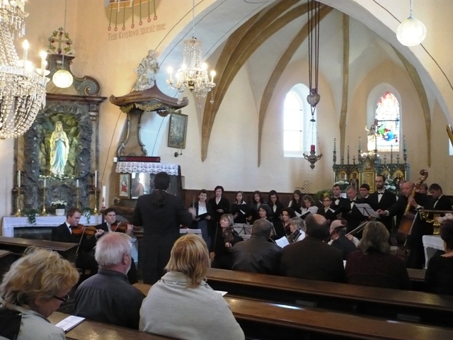 Bohdaneč, velikonoční koncert 2009 a hudebníci, sbor a dirigent