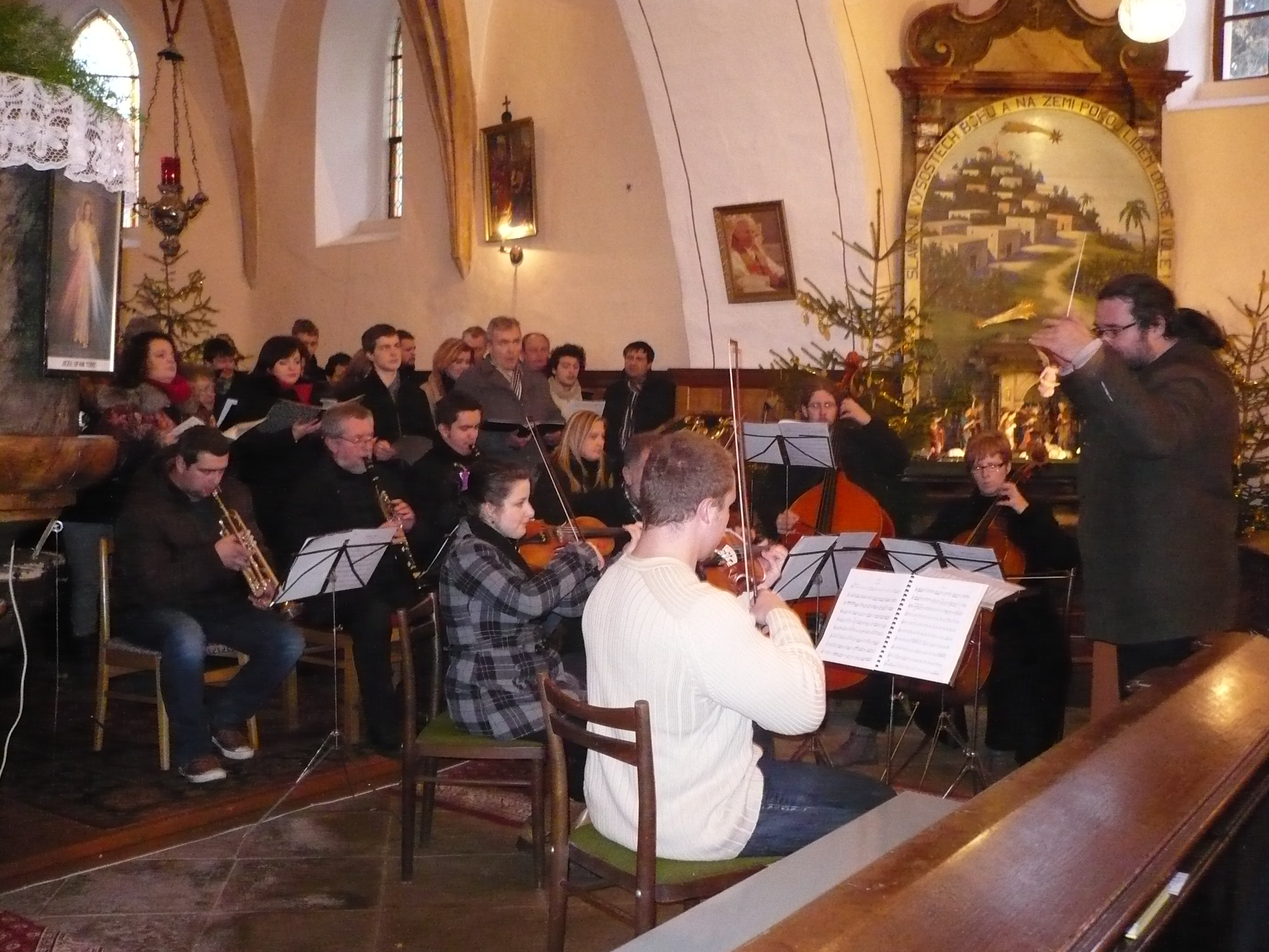 J.J.Ryba Č.mše vánoční 2014 008